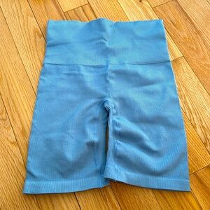 blue aritzia shorts